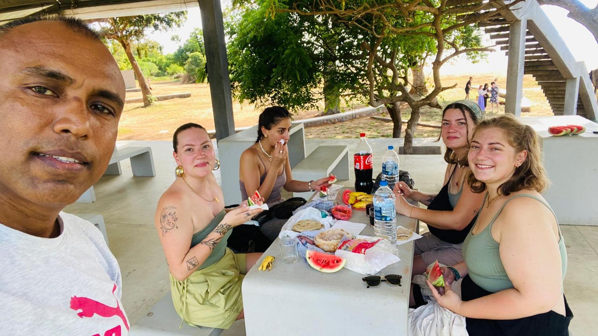 Owin Rose Yala Safari Hotel Tissamaharama Exterior foto